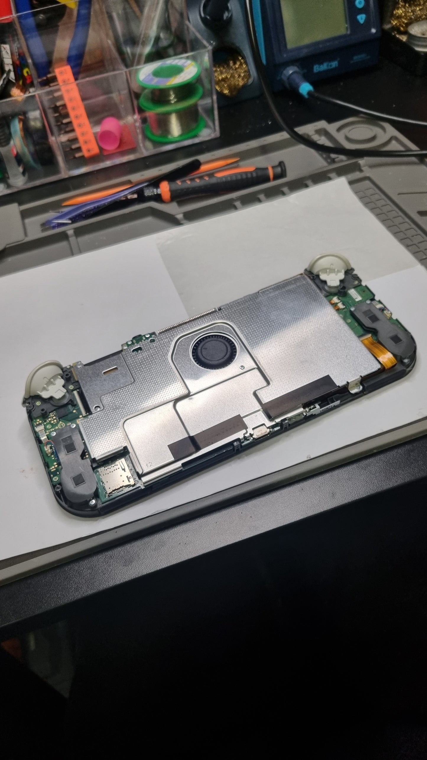 NINTENDO SWITCH LITE / JOYCON CONTROLLER REPAIRS