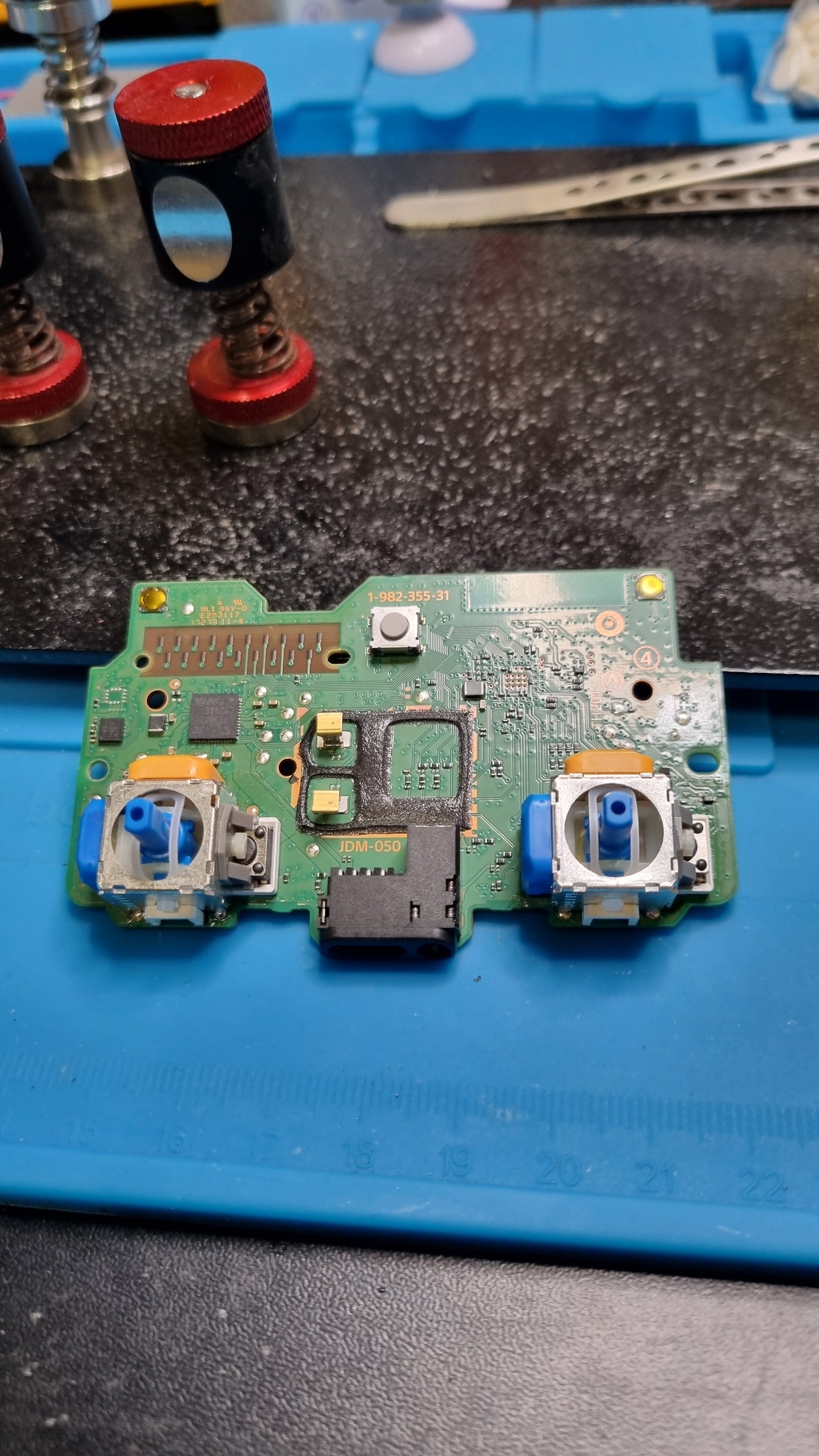 PS4 STANDARD CONTROLLER REPAIR SEND IN SERVICE