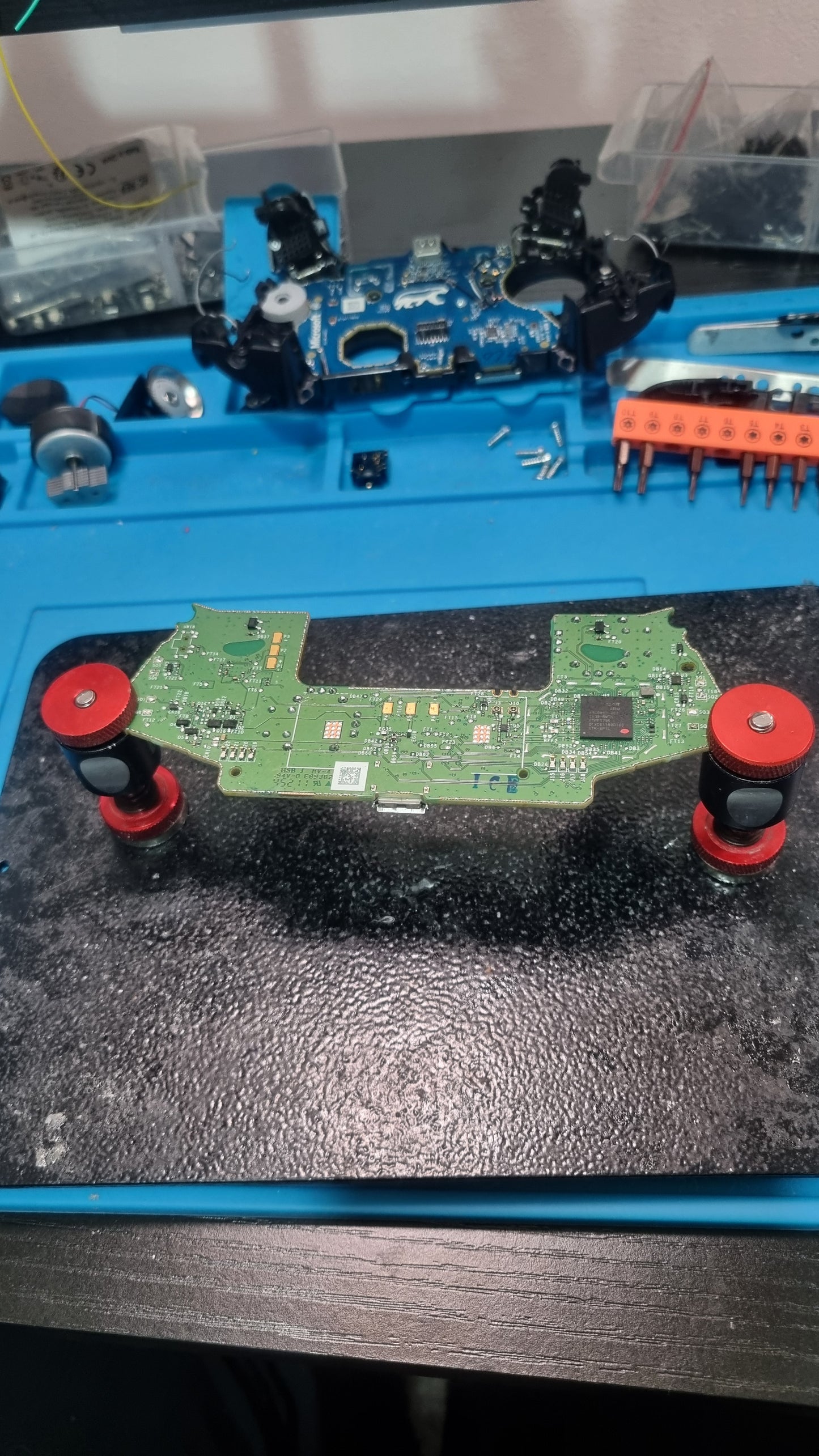 MANETTE XBOX SERIES MOD ENVOYER EN SERVICE