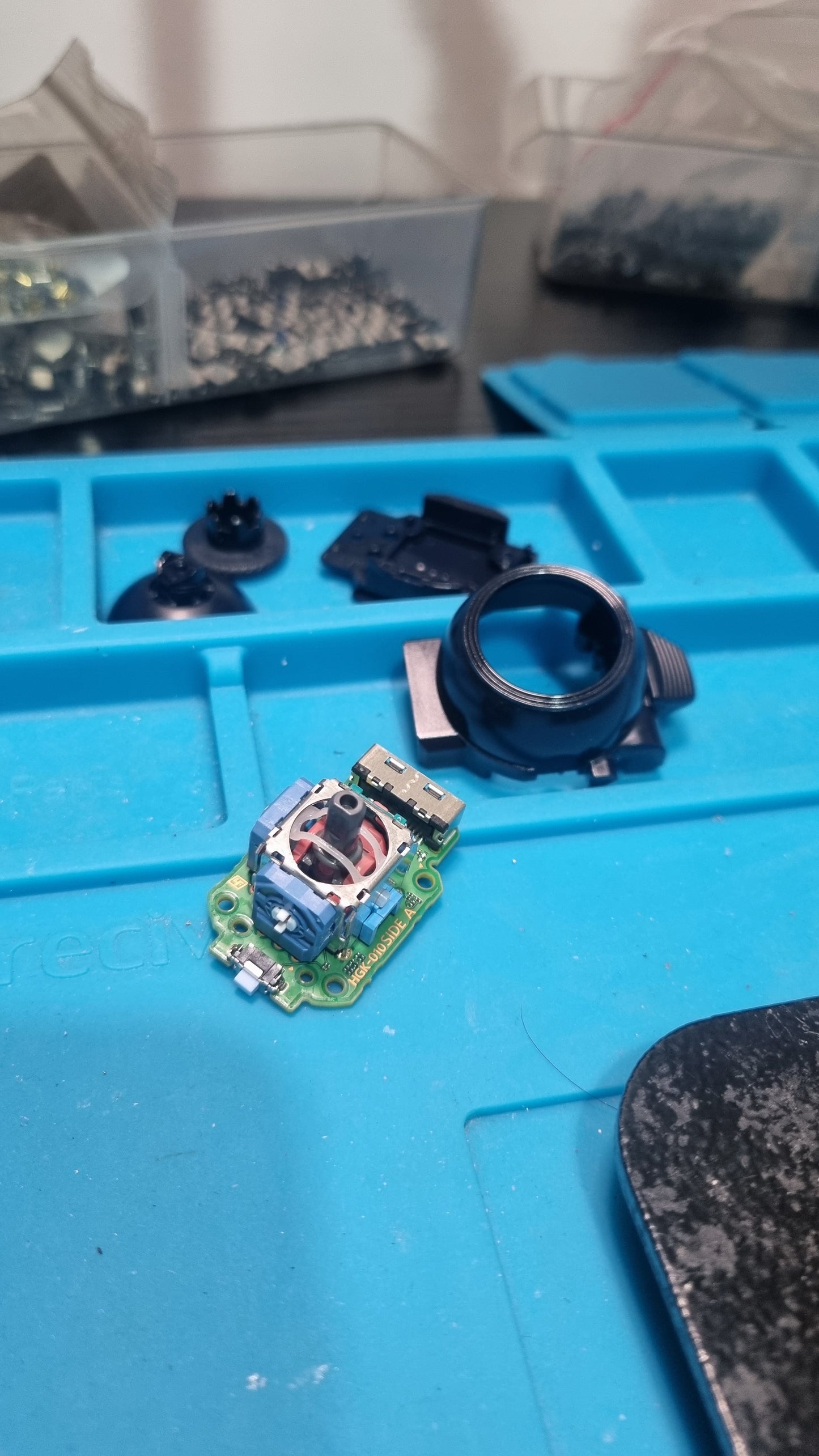 REPARATION MANETTE PS5 ENVOI EN SERVICE